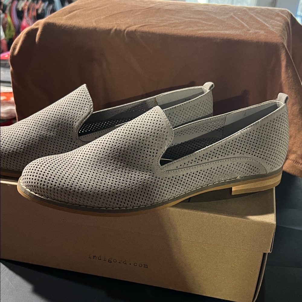 Indigo Ladies Slip-On Loafers - Light Gray